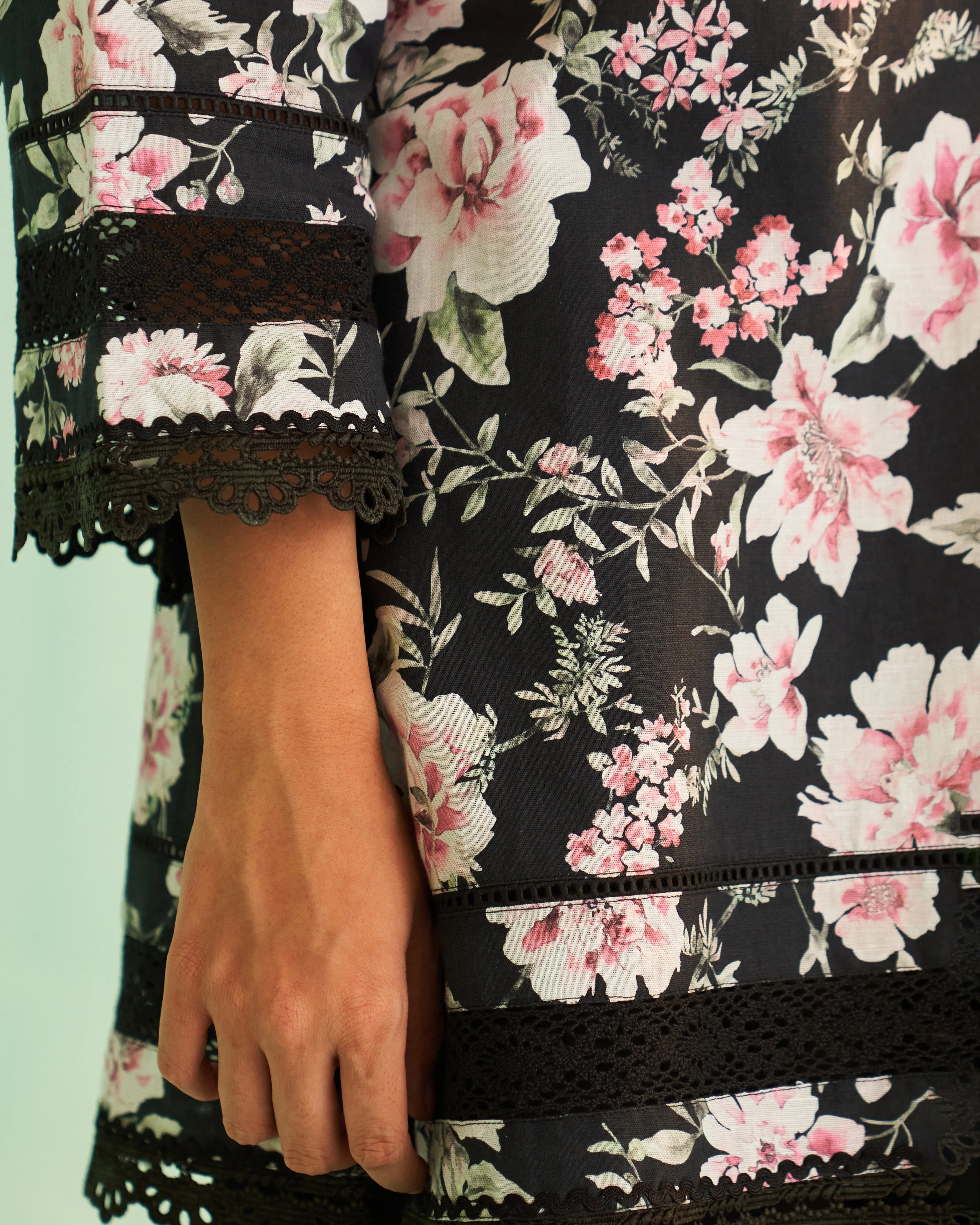 Aafreen Elegance Black Kurta Set