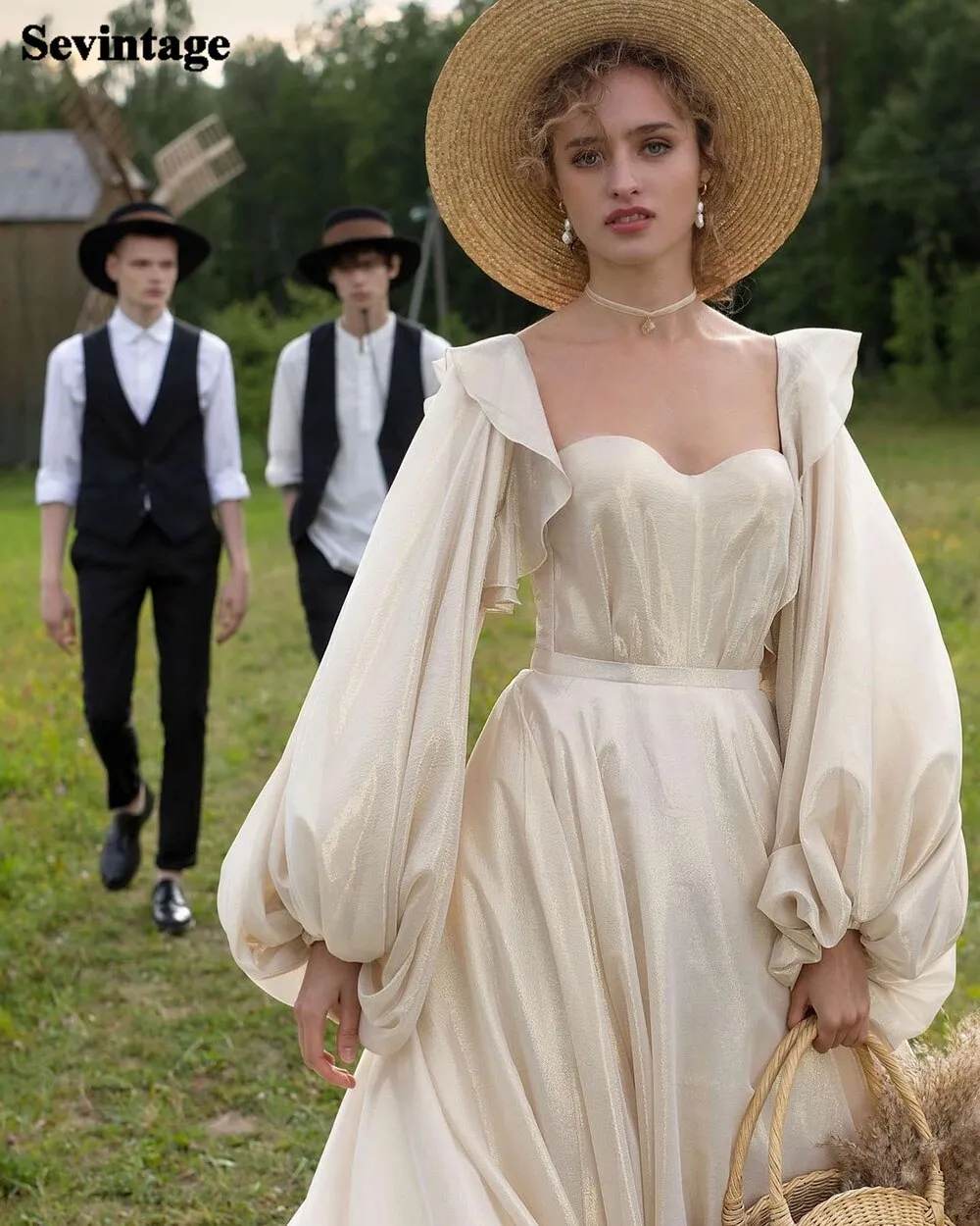 Boho Wedding Dresses Puff Sleeves Sweetheart Ruffles Wedding Gown