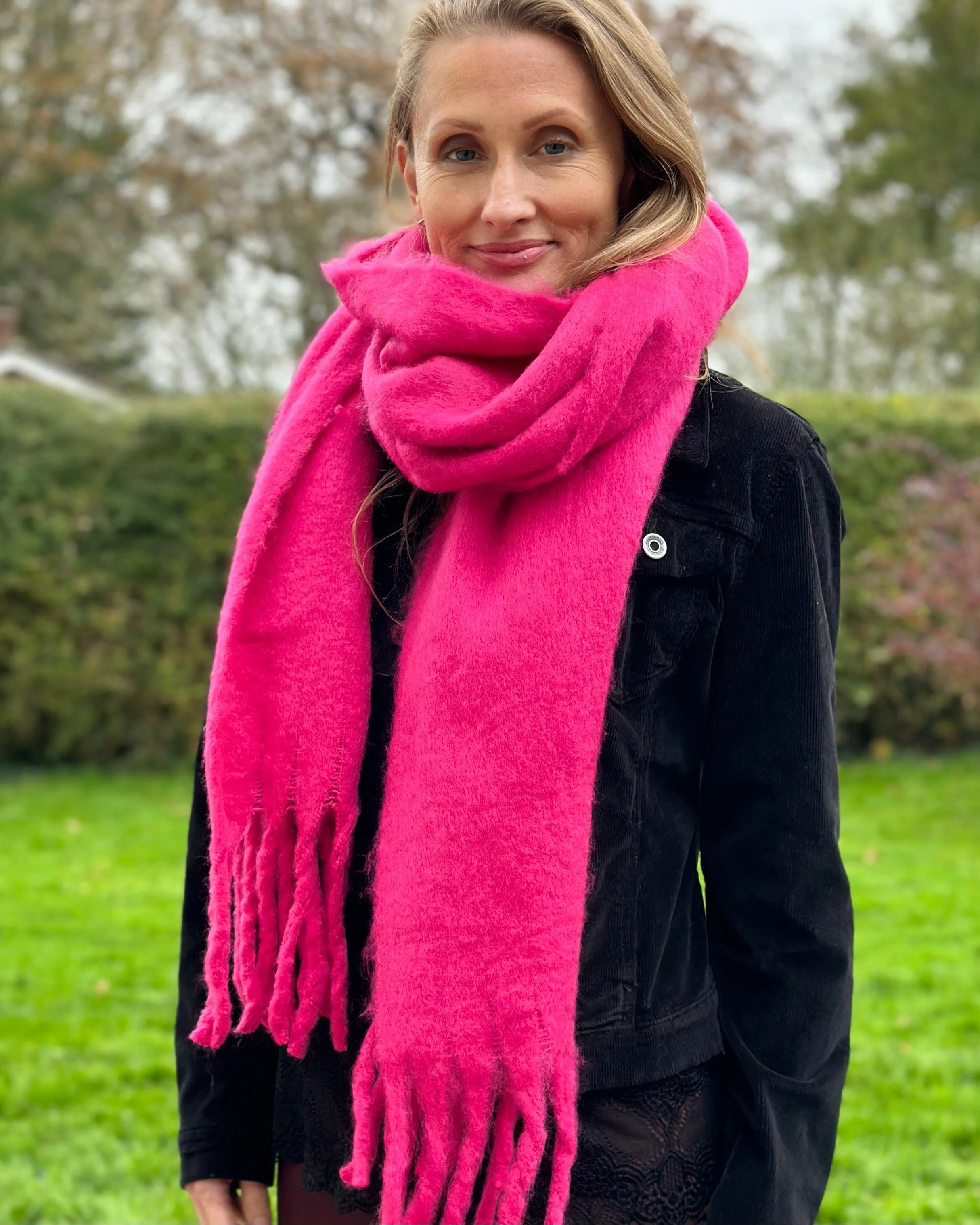 Cosy Plain Winter Scarf - Fuchsia