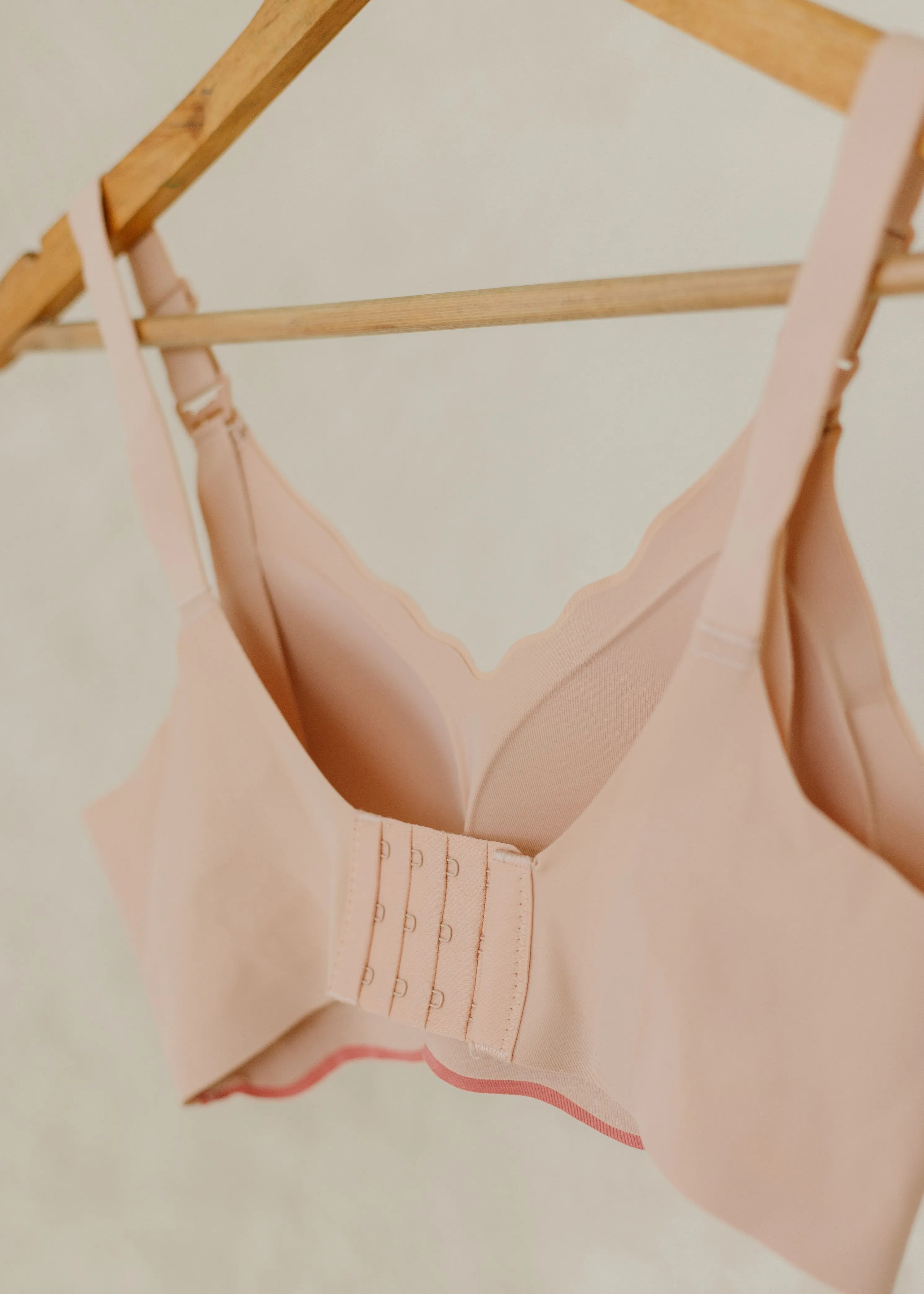 Maisie Maternity Wireless Scalloped Nursing Bra