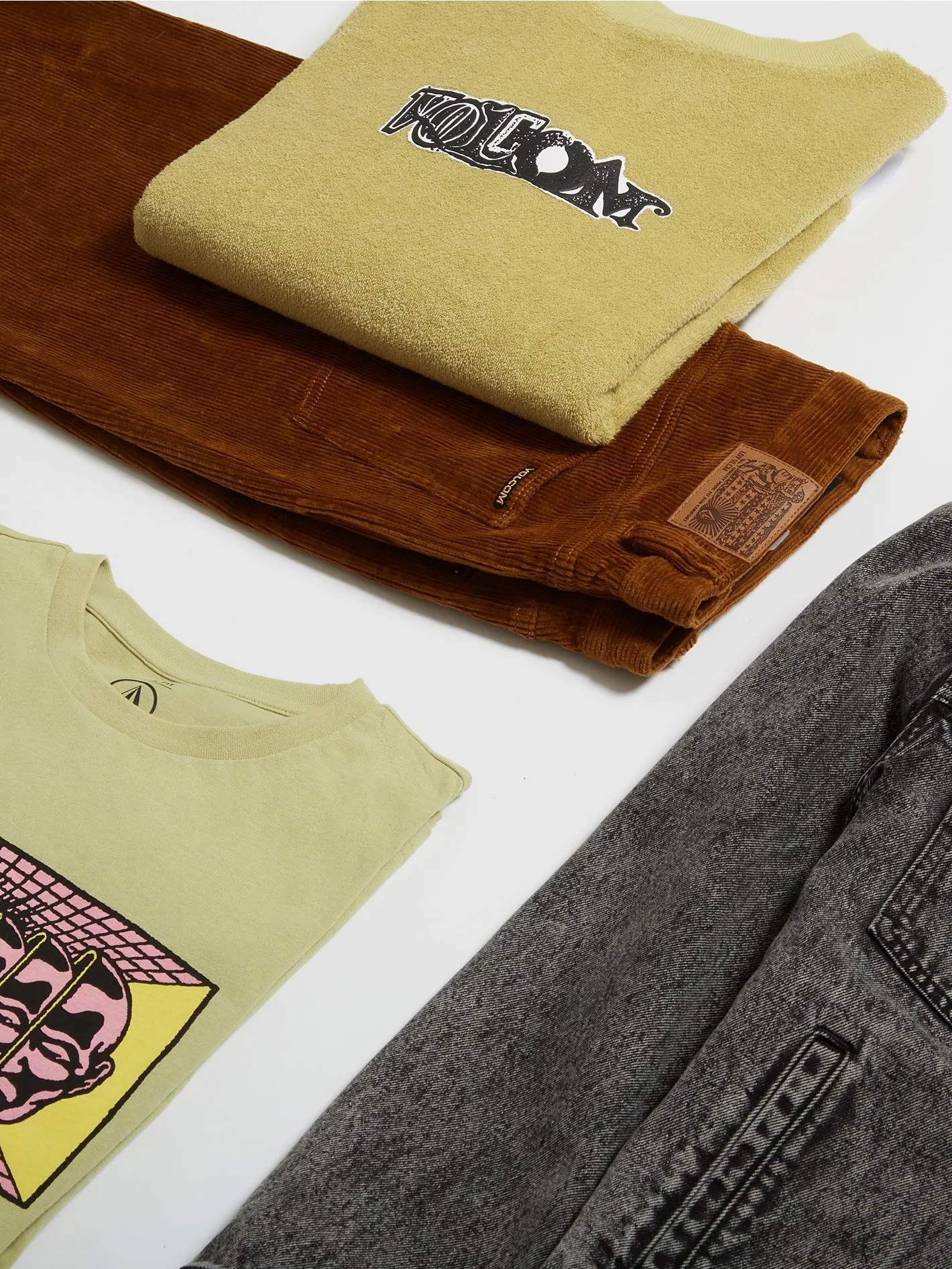 Pantalon Lurking About Corduroy - RUBBER