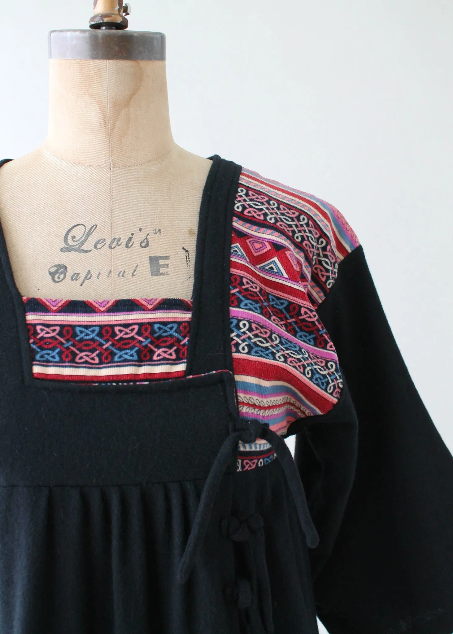 Vintage 1970s Asian Style Wool Blend Dress