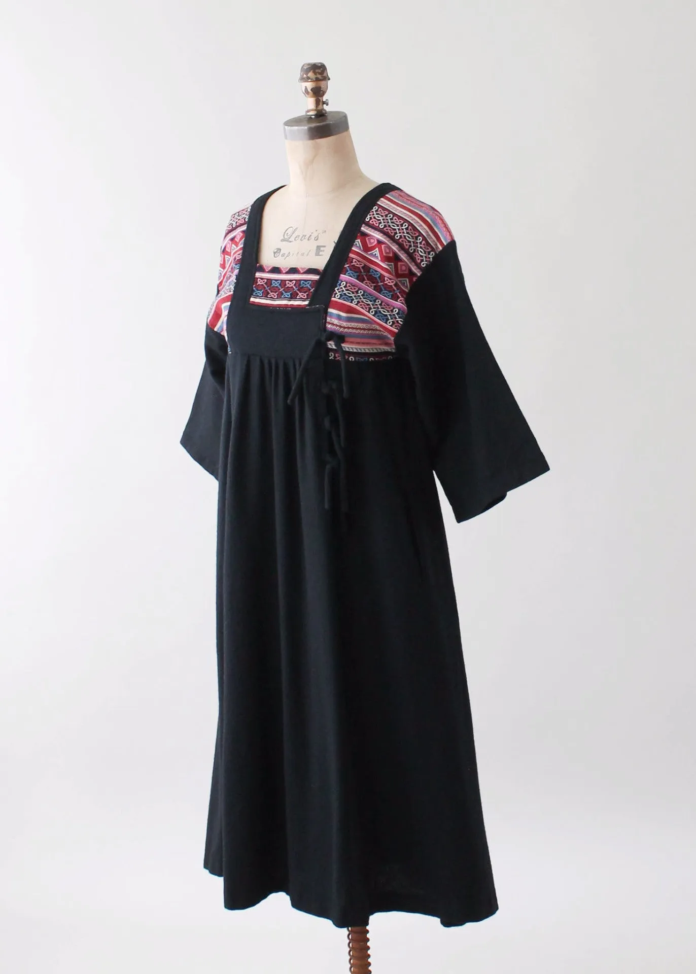 Vintage 1970s Asian Style Wool Blend Dress