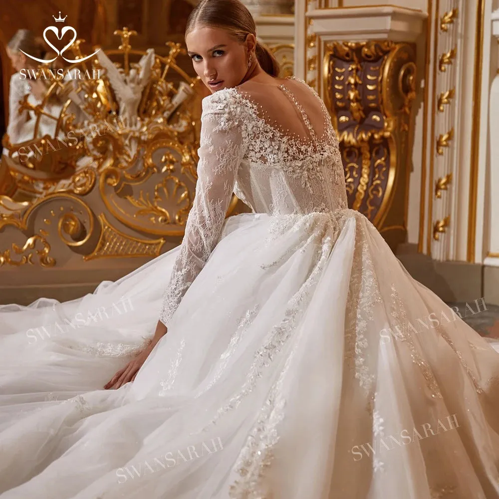 Wedding Dress Sweetheart Appliques Bride Ball Gown Royal Train