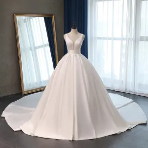 Wedding Guest Dresses: Wedding Dress Corset Long Train Bridal Ball Gowns Plus Size